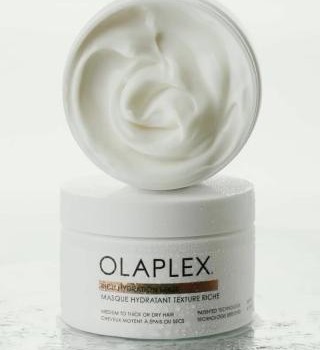 ✨ Reinventa tu melena con la nueva generación de mascarillas Olaplex.
Desde el primer uso: más brill