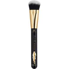 Essence Disney Princess Pocahontas Flat Contourning Brush | Brocha Plana de Contorno Disney Edicion Limitada.